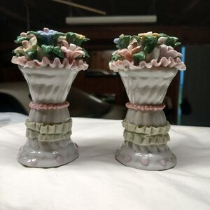 Elegant Floral Ceramic Vases with Pastel Details